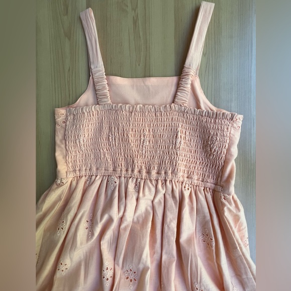 JAPNA - GIRL'S EYELET DRESS / Size 10 / Color  peach / Rouched back / - Picture 6 of 10